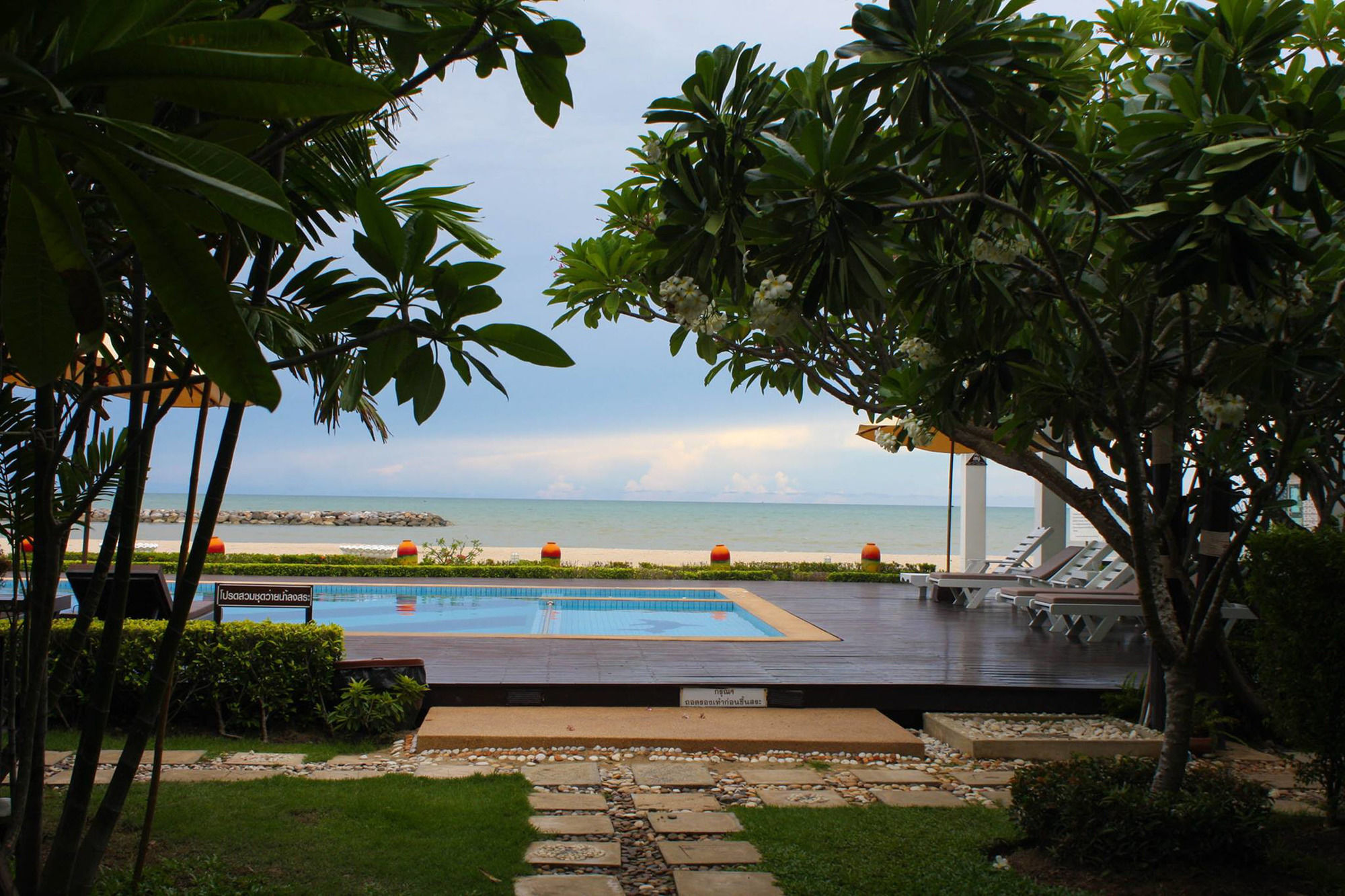 เชนู บูติก รีสอร์ท หาดเจ้าสำราญ ภายนอก รูปภาพ